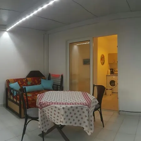 Marmaris*içmelerin Kalbinde Bir Ev Daire
